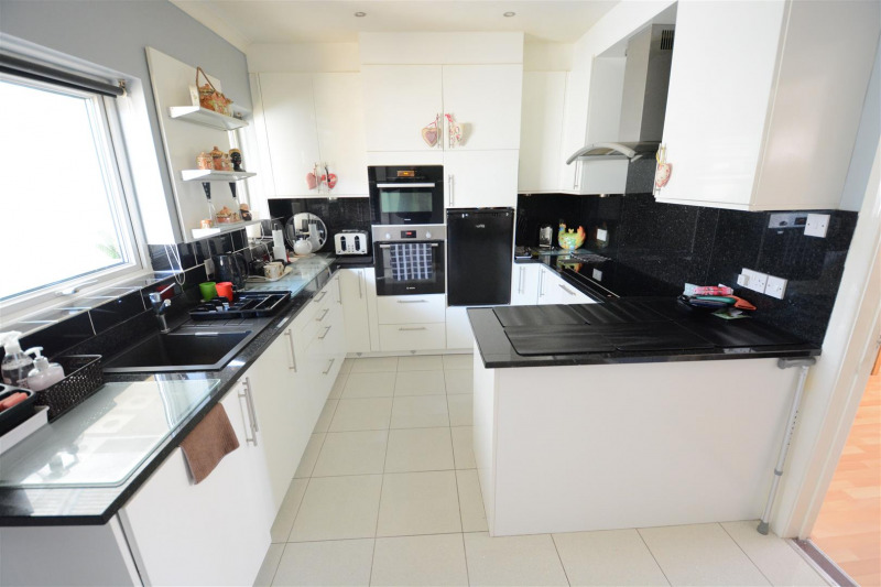 Property photo: Kitchen