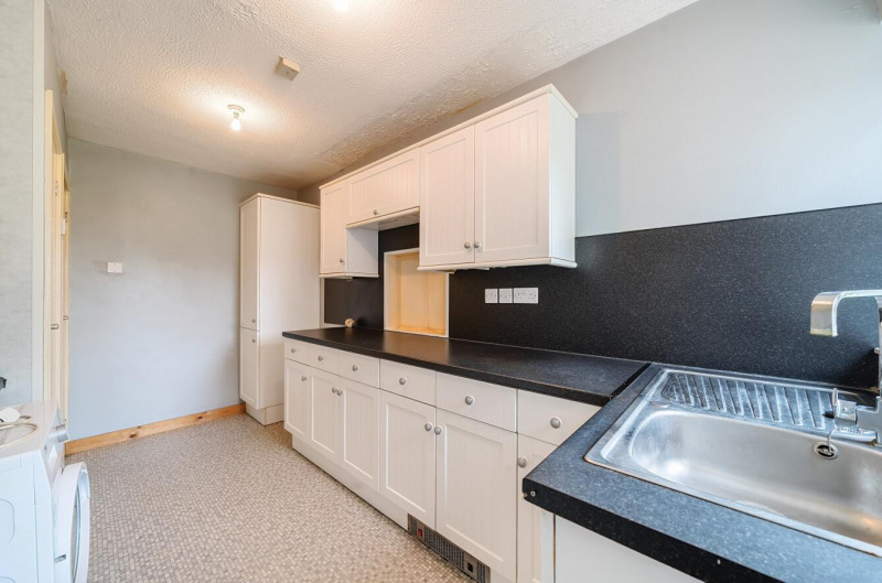 Property photo: kitchen