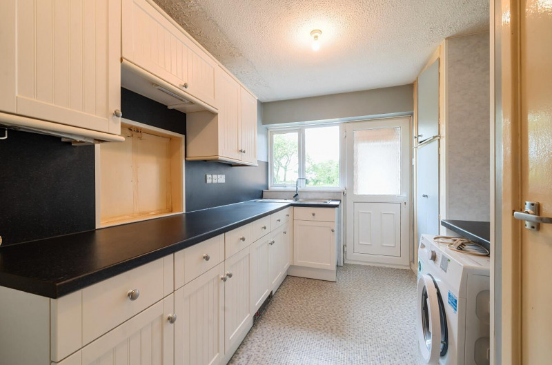 Property photo: kitchen