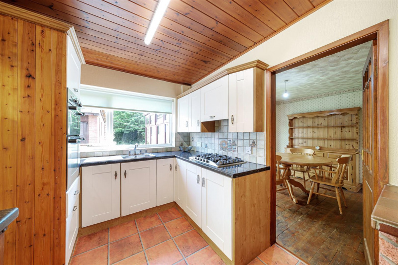 Property photo: kitchen